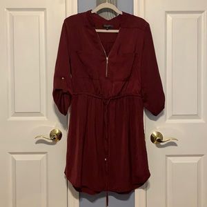 Dynamite 3/4 sleeve dress with a drawstring waist